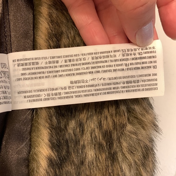 Abercrombie & Fitch Womens Faux Fur Vest Brown Size Large NWT - Picture 7 of 8